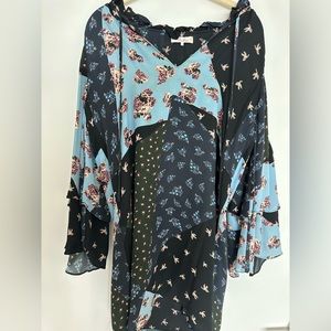 Parker Anastasia Cold-Shoulder Silk Dress in a size small good condition